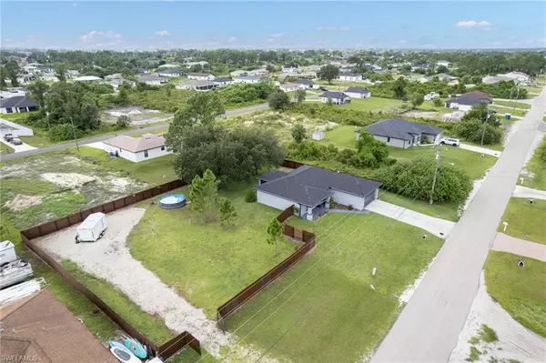 Lehigh Acres, FL 33976,2701 8TH ST SW