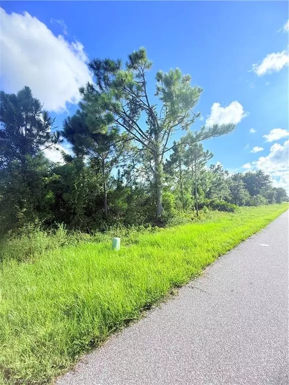 Port Charlotte, FL 33981,12325 Edwards RD