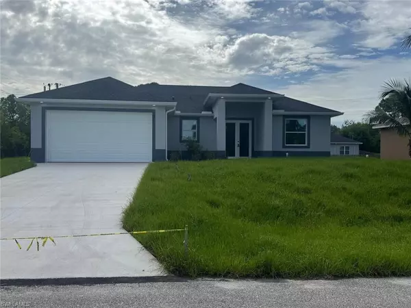 101 Eric AVE N, Lehigh Acres, FL 33971