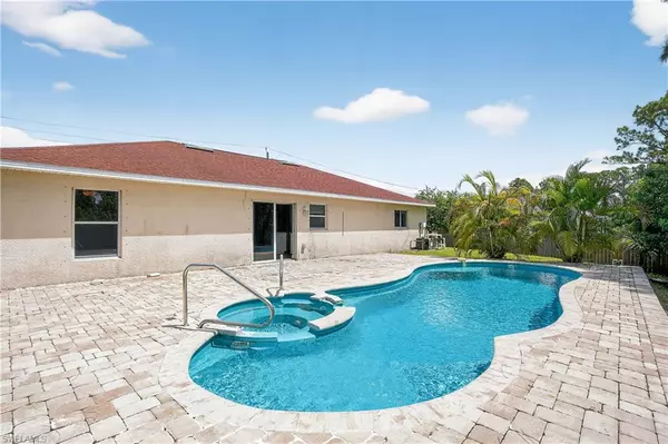 Fort Myers, FL 33905,8811 Buckingham RD