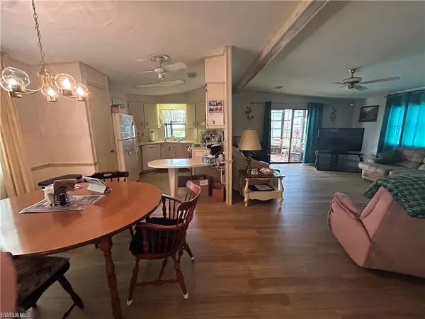 North Fort Myers, FL 33903,40 Sunset CIR
