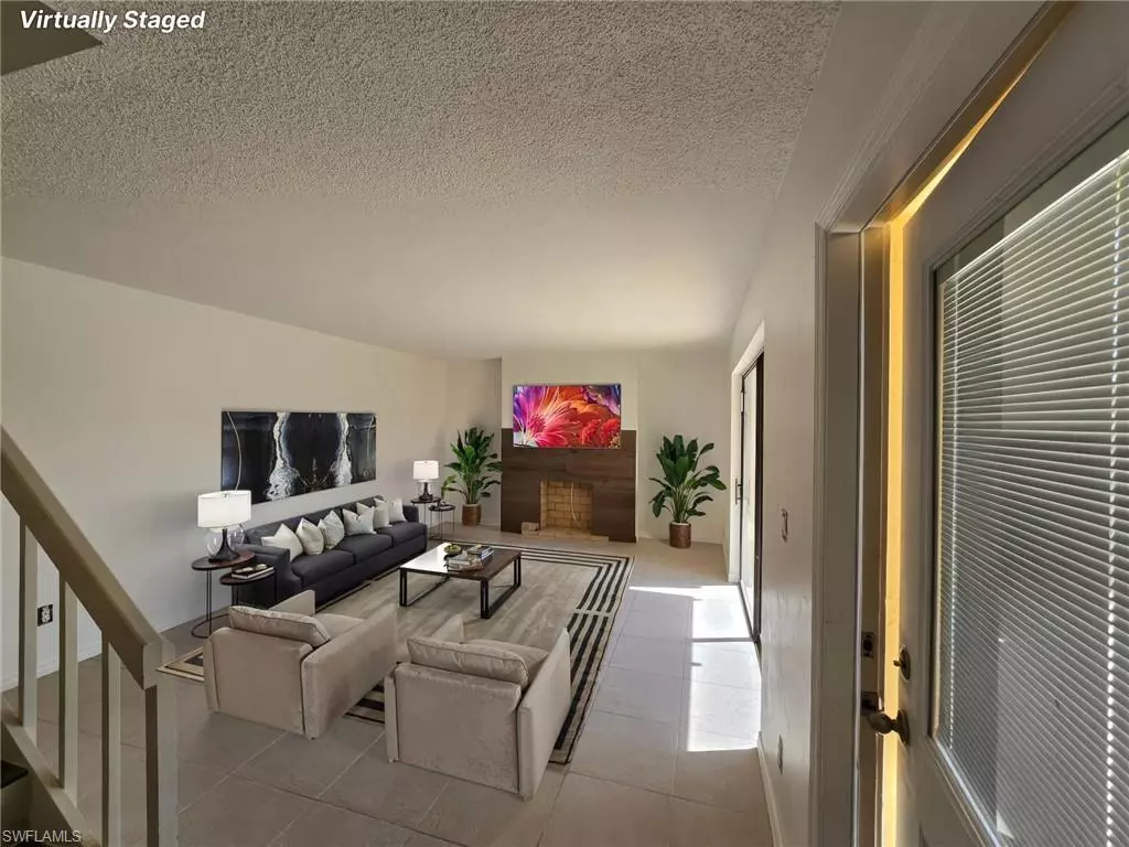 Fort Myers, FL 33907,5572 Malt DR #2