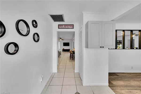 Cape Coral, FL 33990,1104 SE 16th TER