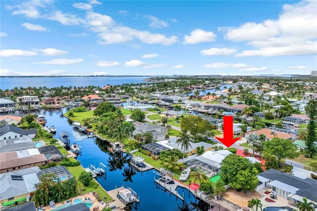Cape Coral, FL 33904,5333 Cocoa CT