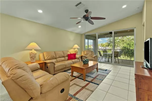 Fort Myers, FL 33913,10110 COLONIAL COUNTRY CLUB BLVD #109