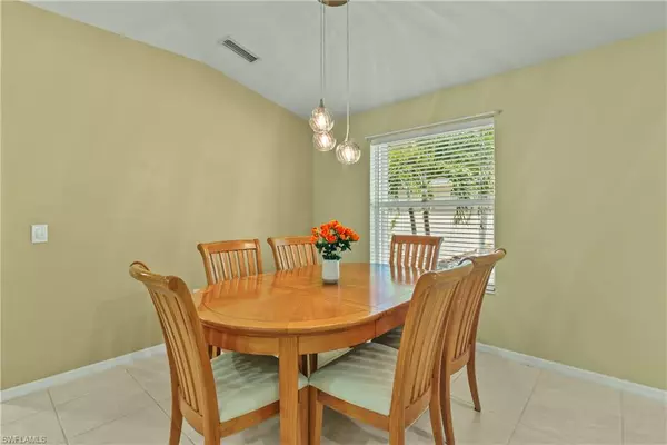 Fort Myers, FL 33913,10110 COLONIAL COUNTRY CLUB BLVD #109