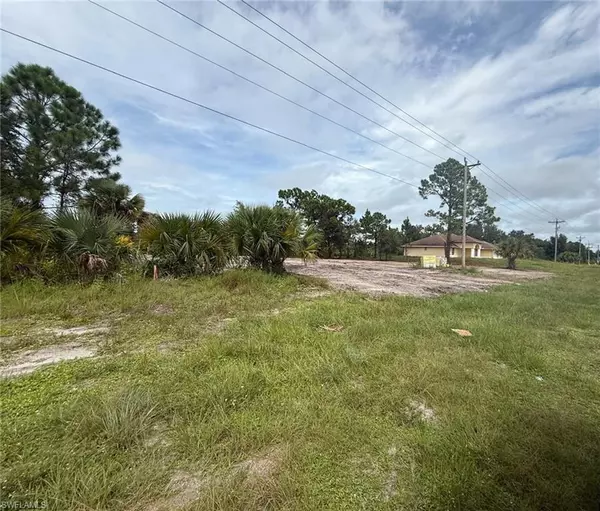 Lehigh Acres, FL 33974,618 Columbus BLVD