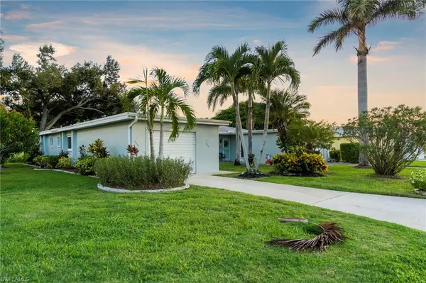 Fort Myers, FL 33907,8600 Granada CT