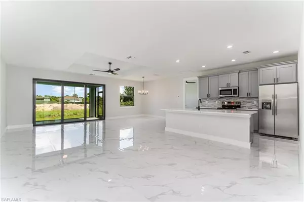 Lehigh Acres, FL 33976,3717 4th ST SW