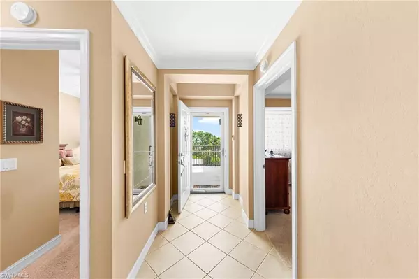 Estero, FL 33928,20930 Island Sound CIR #302