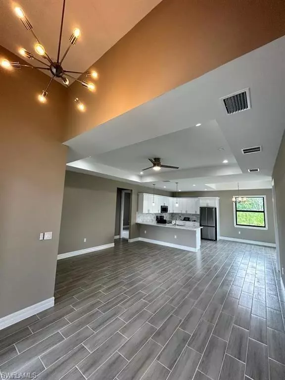 Naples, FL 34120,4827 Everglades BLVD N