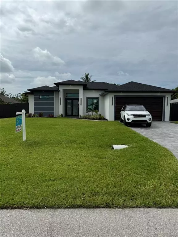 Cape Coral, FL 33993,214 NW 5th ST