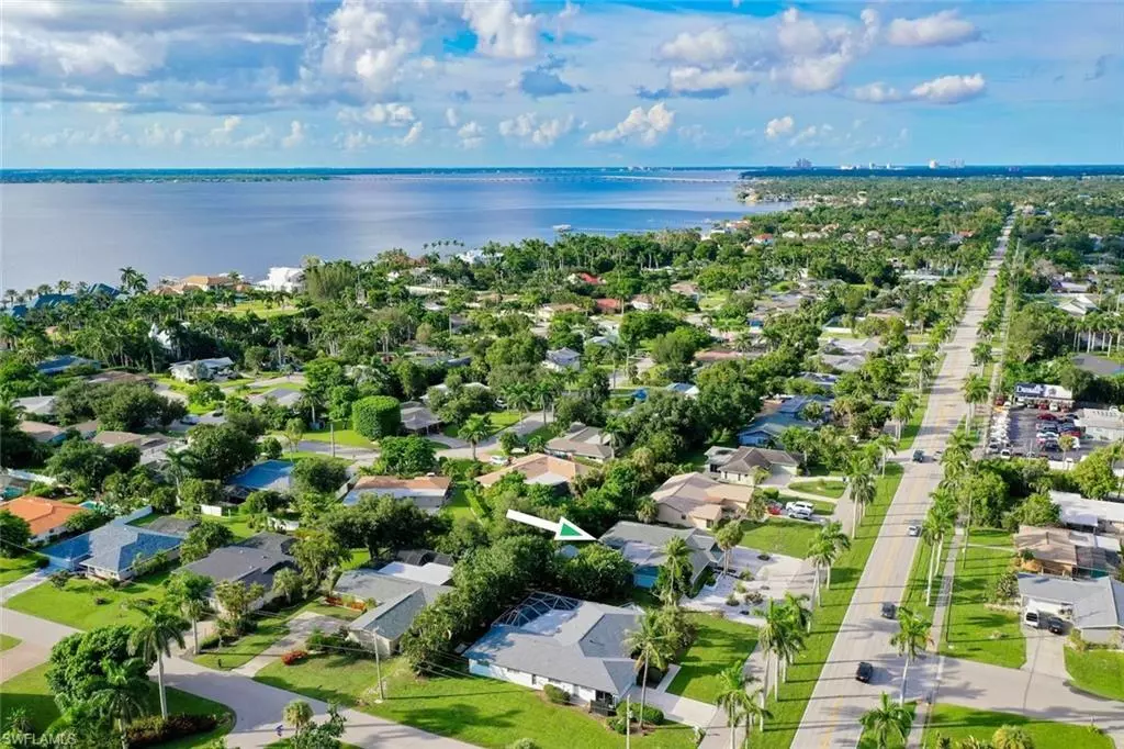 Fort Myers, FL 33919,12150 McGregor BLVD
