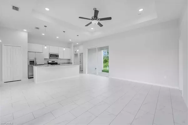 Lehigh Acres, FL 33974,816 Genoa AVE S