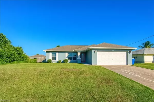 3405 33rd ST SW, Lehigh Acres, FL 33976