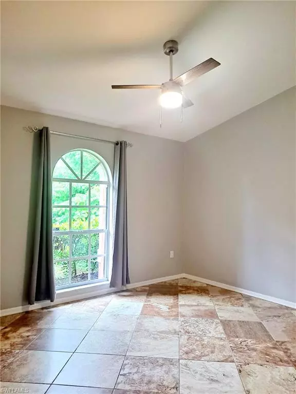 Fort Myers, FL 33967,18213 Apple RD