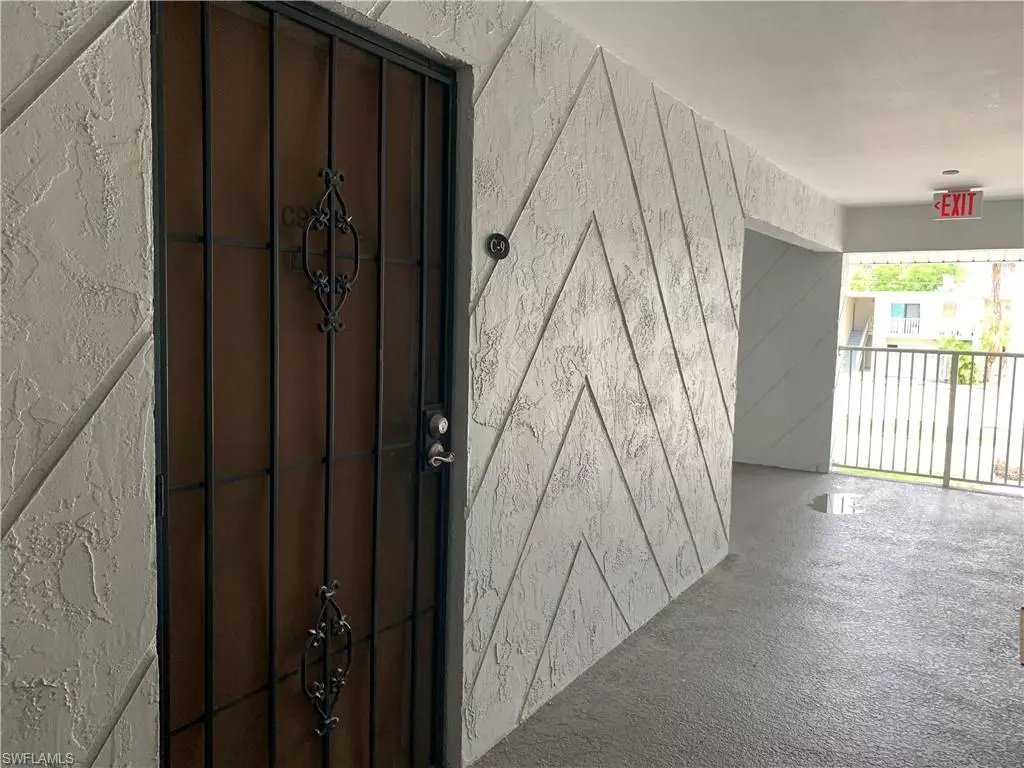Fort Myers, FL 33901,1849 Maravilla AVE #C9