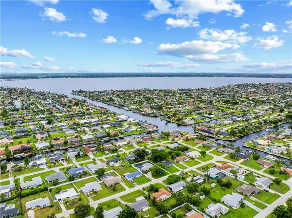 Cape Coral, FL 33904,2705 SE 18th PL