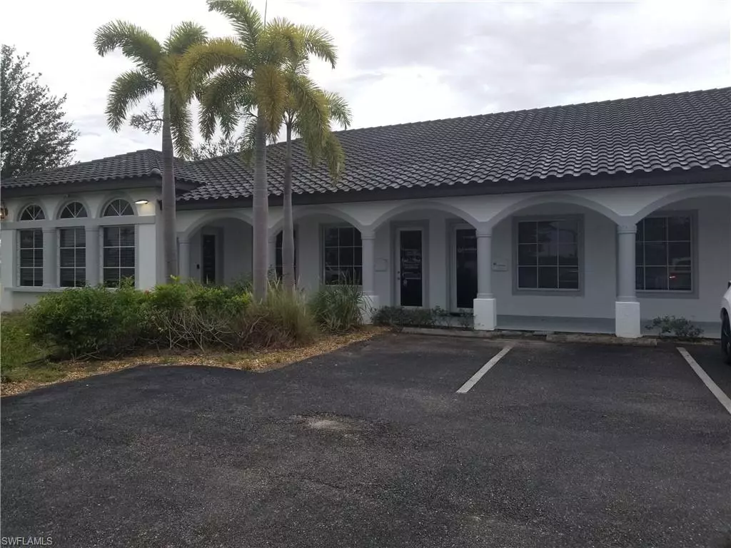 Cape Coral, FL 33991,618 SW 3rd ST #111