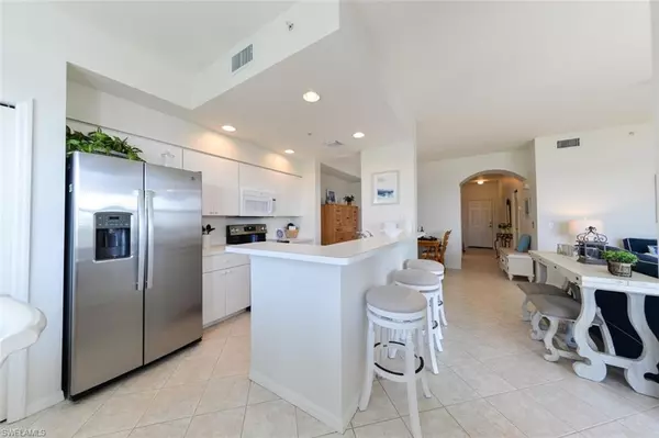 Fort Myers, FL 33966,8076 Queen Palm LN #432