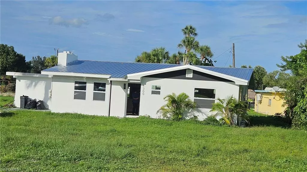 1300 Waite DR, North Fort Myers, FL 33903