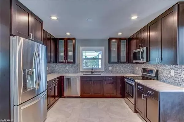 North Fort Myers, FL 33917,20051 Welborn RD