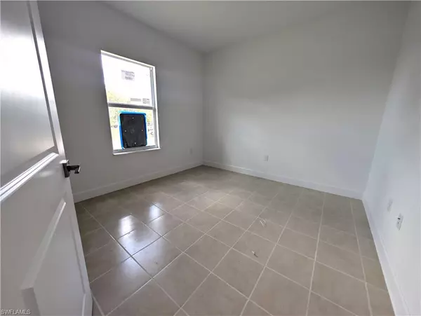 Lehigh Acres, FL 33973,1103 Harold AVE S