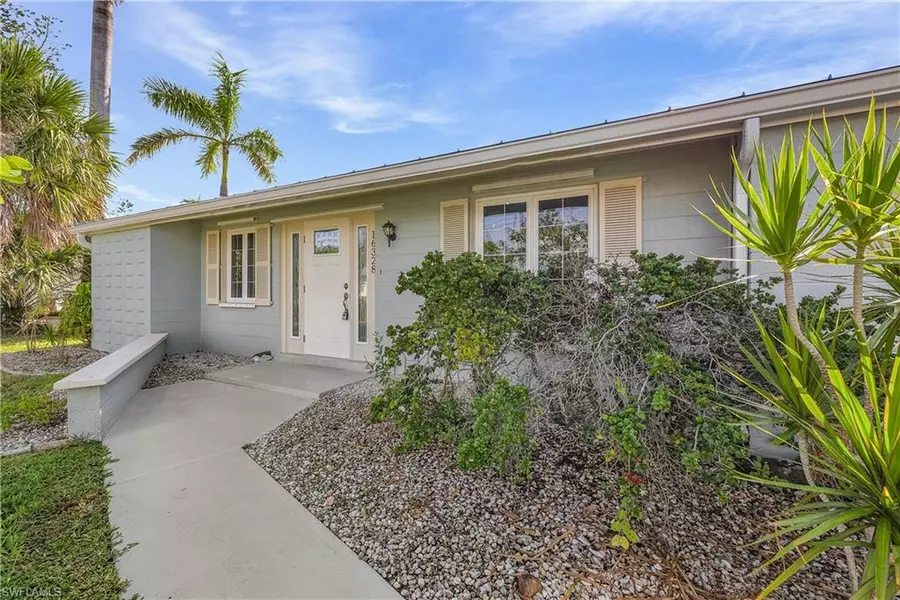 16328 Buccaneer ST, Bokeelia, FL 33922