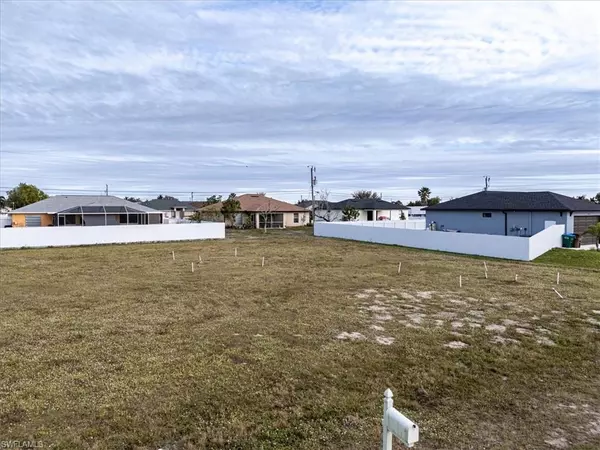 Cape Coral, FL 33909,1815 NE 17th PL