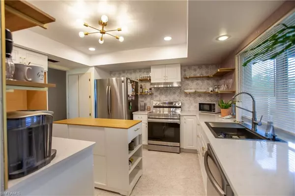 North Fort Myers, FL 33917,1323 Torreya CIR
