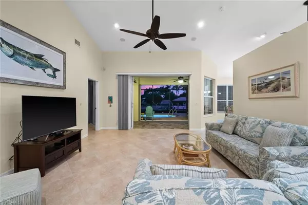 St. James City, FL 33956,3527 Manatee DR