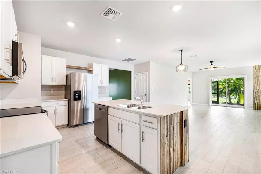 2788 Star Coral DR, North Fort Myers, FL 33903