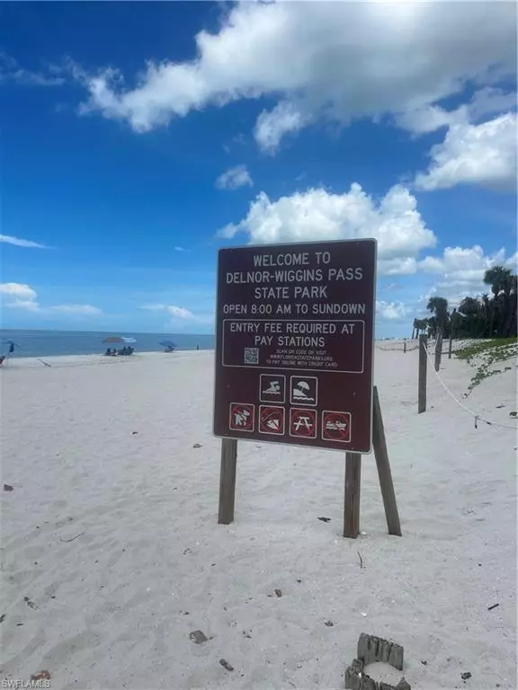 Naples, FL 34108,1 Bluebill AVE #202