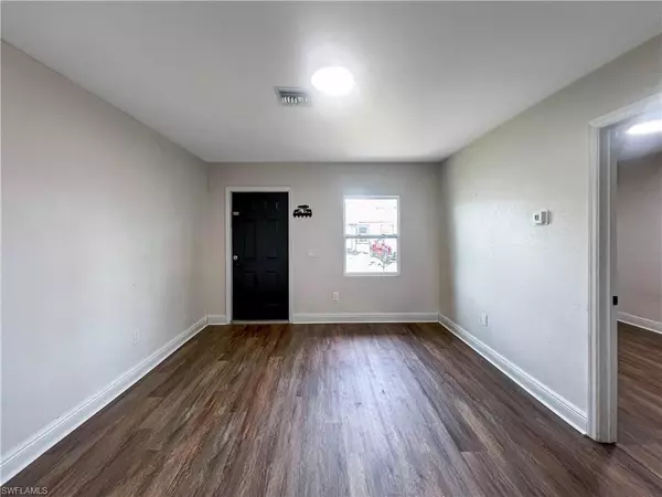North Fort Myers, FL 33903,25 Cypress ST