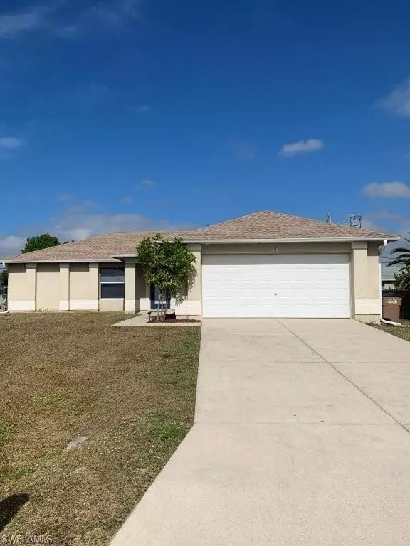 Cape Coral, FL 33991,703 SW 22nd ST