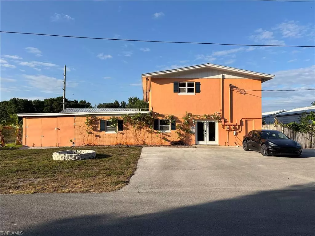 Moore Haven, FL 33471,133 Florida AVE NW