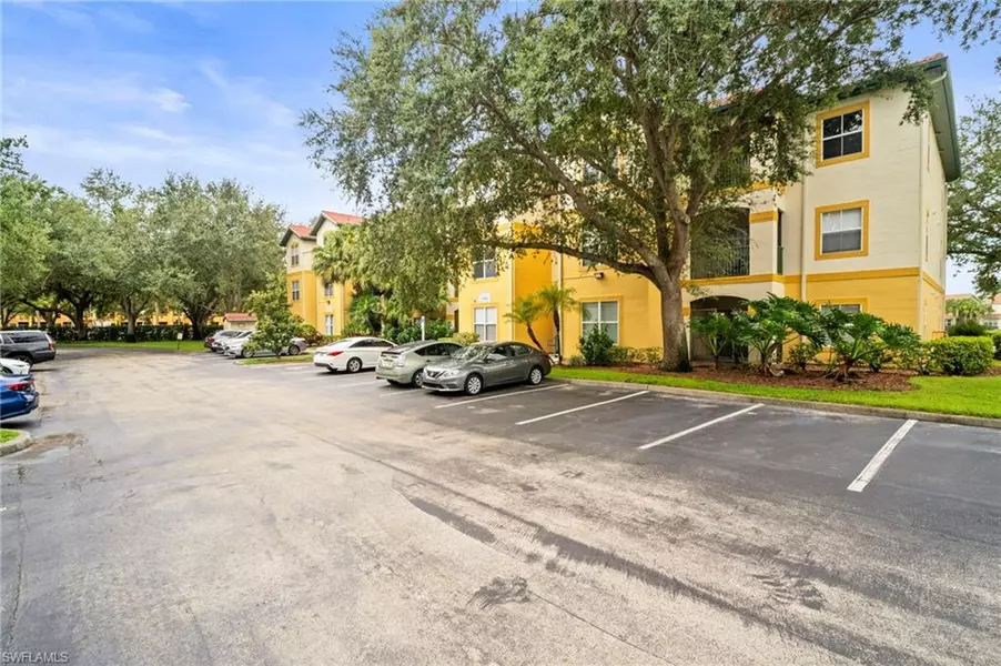 11550 villa grand #1311, Fort Myers, FL 33913