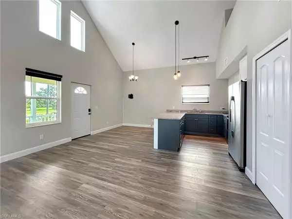 Port Charlotte, FL 33953,4326 Kerrigan CIR