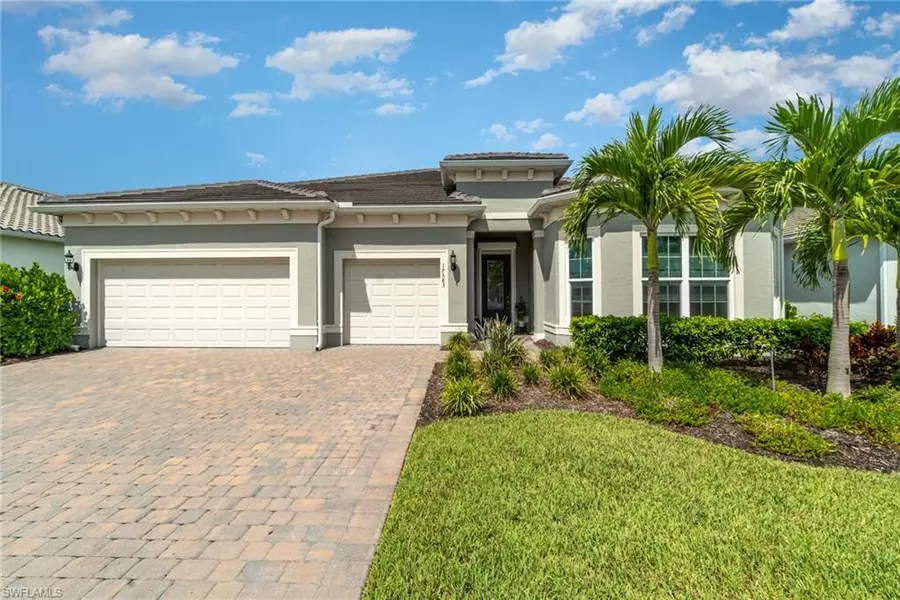 17583 Winding Oak LN, North Fort Myers, FL 33917