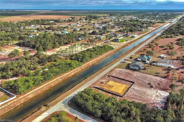 Lehigh Acres, FL 33972,4506 E 19th ST