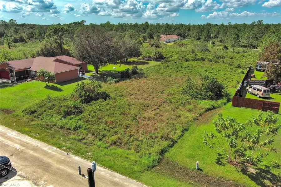 1413 5th AVE, Lehigh Acres, FL 33972