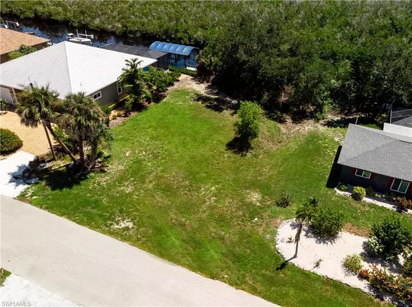 Bokeelia, FL 33922,5175 Genesee PKWY