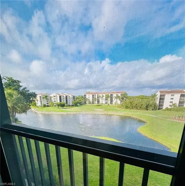 4612 Flagship DR #405, Fort Myers, FL 33919