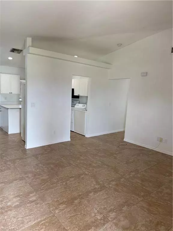 Lehigh Acres, FL 33973,4820 Leonard BLVD S