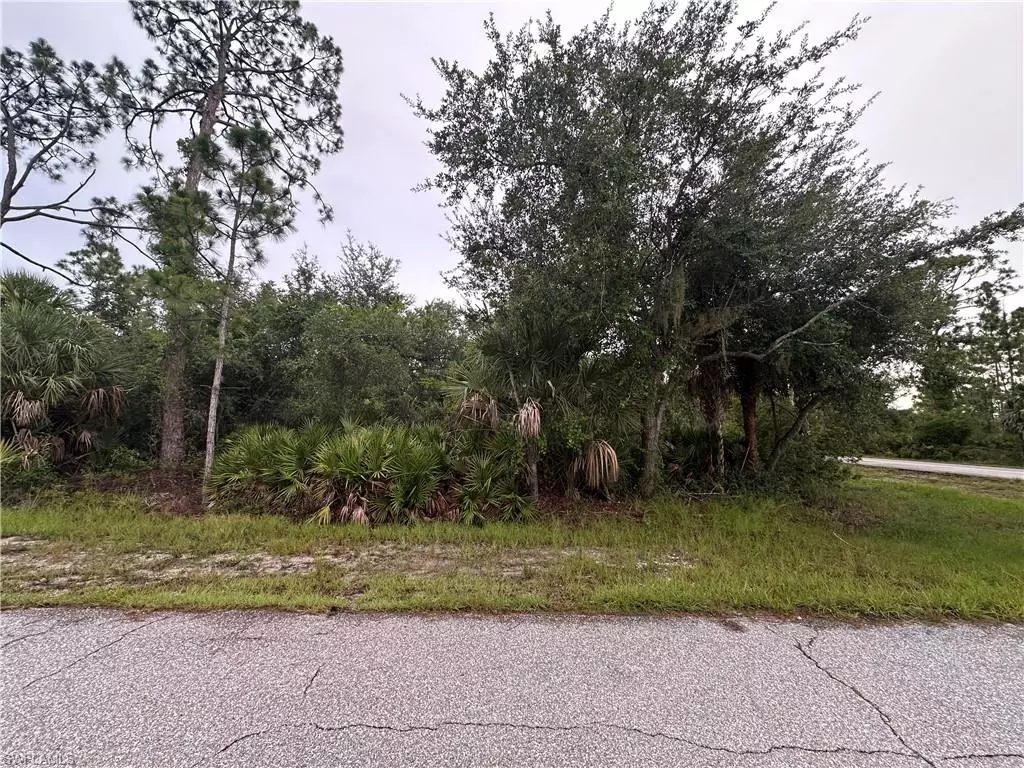 Port Charlotte, FL 33948,17043 Clark AVE