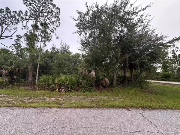 17043 Clark AVE, Port Charlotte, FL 33948