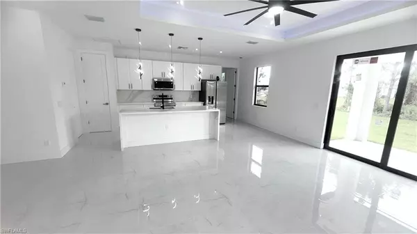 Lehigh Acres, FL 33976,2619 11th ST SW