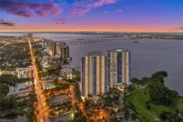 Fort Myers, FL 33916,3000 Oasis Grand BLVD #2402