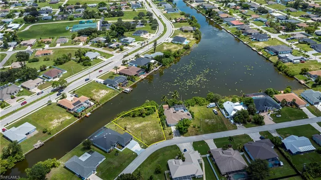 Cape Coral, FL 33990,1203 SE 3rd AVE