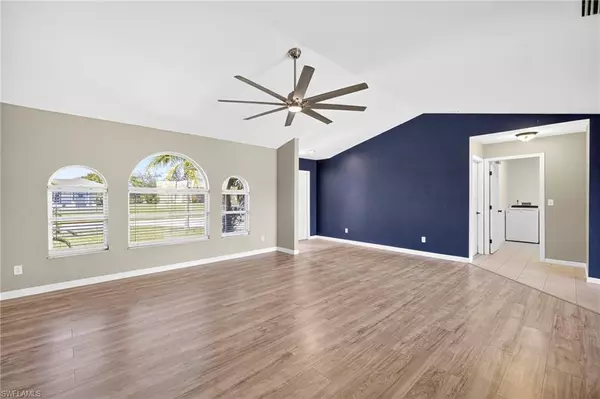 Cape Coral, FL 33993,229 NW 15th PL